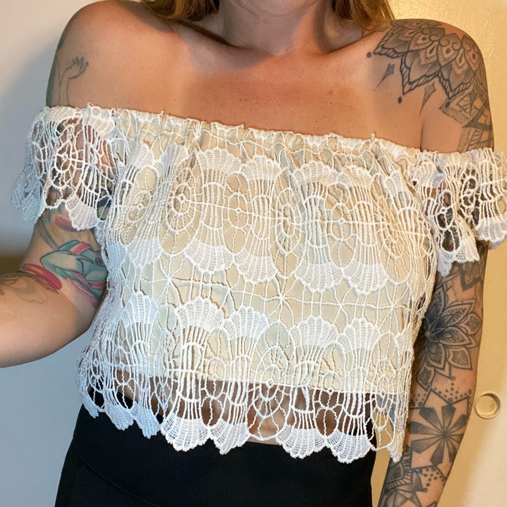 Charlotte Russe beachy crop top